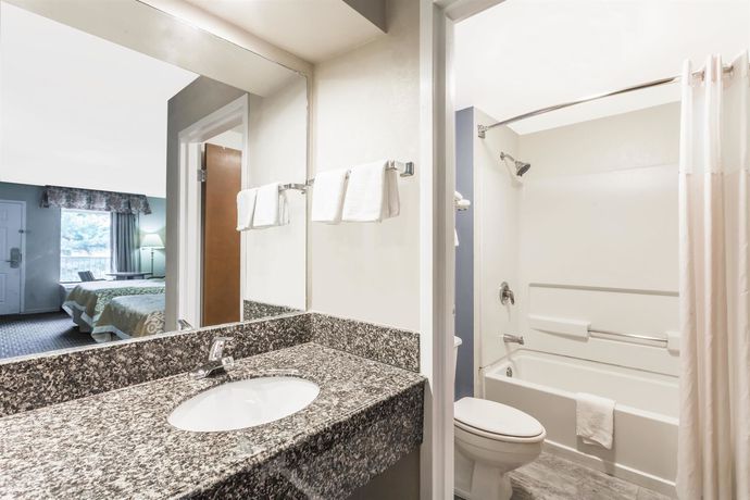 Imagen de la habitación del Hotel Days Inn By Wyndham Franklin Nashville. Foto 8