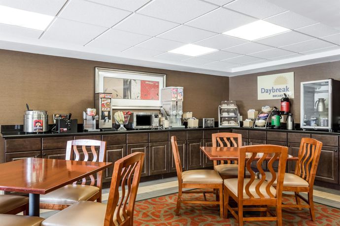 Imagen de la habitación del Hotel Days Inn By Wyndham Fredericksburg North. Foto 10