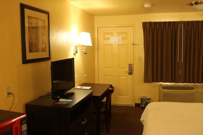 Imagen de la habitación del Hotel Days Inn By Wyndham Fresno South. Foto 4