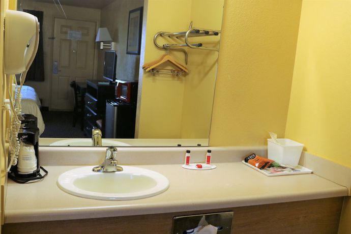 Imagen de la habitación del Hotel Days Inn By Wyndham Fresno South. Foto 19