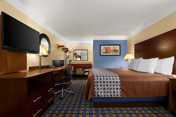 Imagen de la habitación del Hotel Days Inn By Wyndham Fultondale. Foto 9