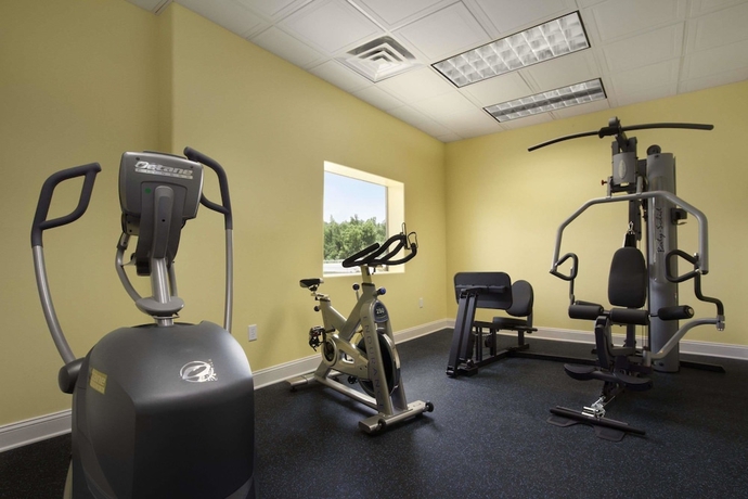 Imagen de los interiores del Hotel Days Inn By Wyndham Fultondale. Foto 18