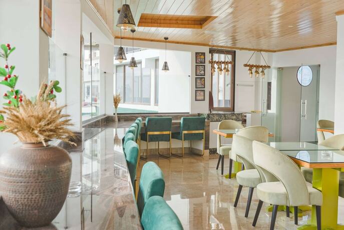 Imagen del bar/restaurante del Hotel Days Inn By Wyndham Gangtok Tadong. Foto 7