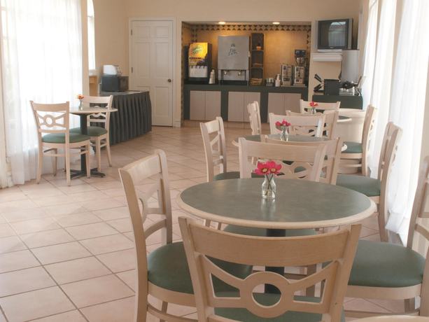 Imagen del bar/restaurante del Hotel Days Inn By Wyndham Georgetown. Foto 4