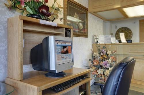 Imagen de la habitación del Hotel Days Inn By Wyndham Gilroy. Foto 4