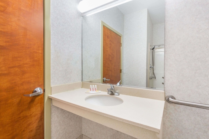 Imagen de la habitación del Hotel Days Inn By Wyndham Glen Allen/richmond North. Foto 8