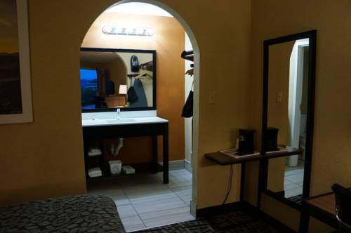 Imagen de la habitación del Hotel Days Inn By Wyndham Goodlettsville. Foto 6
