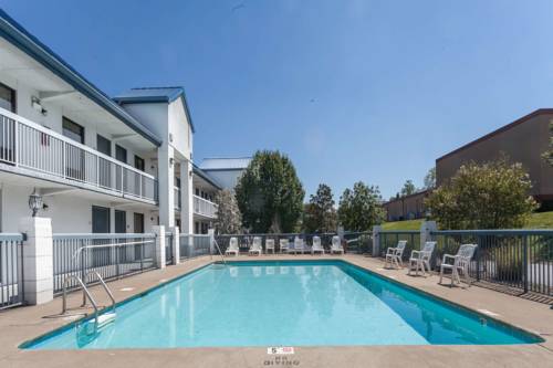 Imagen de la habitación del Hotel Days Inn By Wyndham Goodlettsville. Foto 11