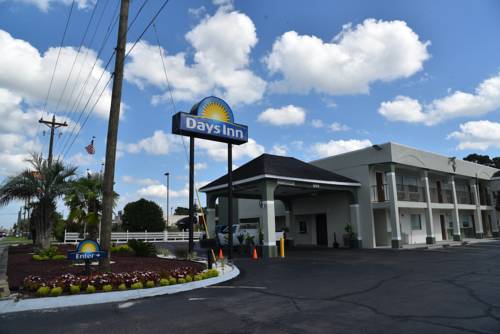 Imagen de la habitación del Hotel Days Inn By Wyndham Goose Creek. Foto 5