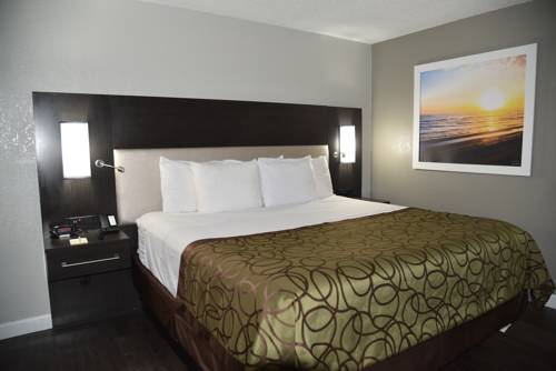 Imagen de la habitación del Hotel Days Inn By Wyndham Goose Creek. Foto 12