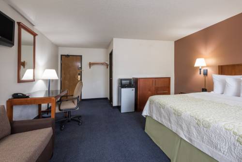 Imagen de la habitación del Hotel Days Inn By Wyndham Greenfield. Foto 7