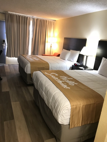 Imagen de la habitación del Hotel Days Inn By Wyndham Greensboro Airport. Foto 8