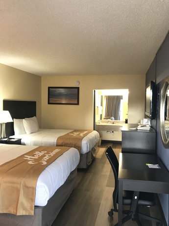 Imagen de la habitación del Hotel Days Inn By Wyndham Greensboro Airport. Foto 9