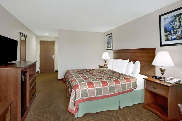 Imagen de la habitación del Hotel Days Inn By Wyndham Greensboro Nc. Foto 12