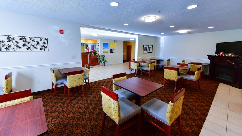 Imagen de los interiores del Hotel Days Inn By Wyndham Greensboro Nc. Foto 19