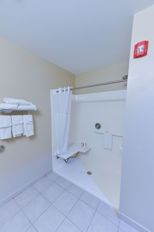 Imagen de la habitación del Hotel Days Inn By Wyndham Greensboro Nc. Foto 17