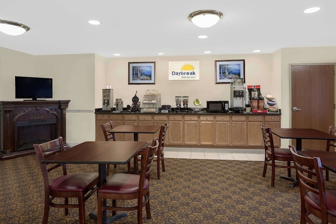Imagen del bar/restaurante del Hotel Days Inn By Wyndham Greensboro Nc. Foto 3
