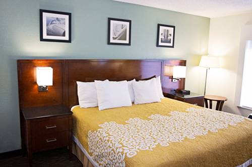 Imagen de la habitación del Hotel Days Inn By Wyndham Greenville, Greenville. Foto 12