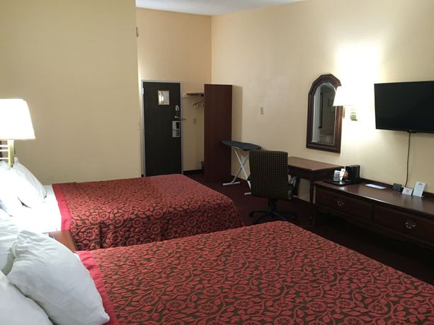 Imagen de la habitación del Hotel Days Inn By Wyndham Grove City Columbus South. Foto 6