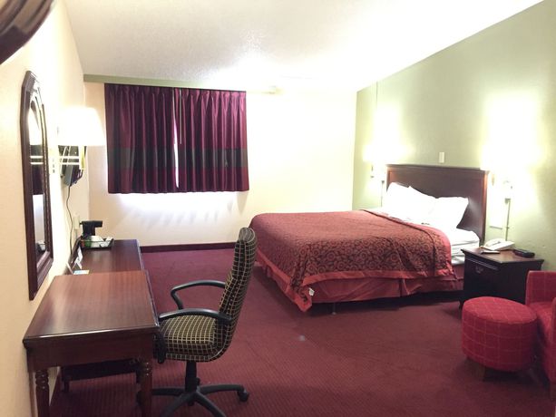 Imagen de la habitación del Hotel Days Inn By Wyndham Grove City Columbus South. Foto 7