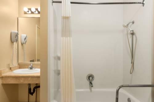Imagen de la habitación del Hotel Days Inn By Wyndham Guelph. Foto 13