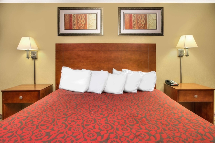 Imagen de la habitación del Hotel Days Inn By Wyndham Gulfport. Foto 6