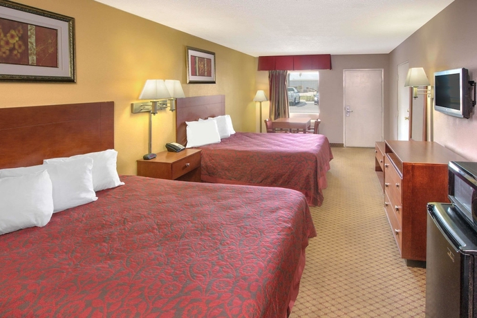Imagen de la habitación del Hotel Days Inn By Wyndham Gulfport. Foto 10