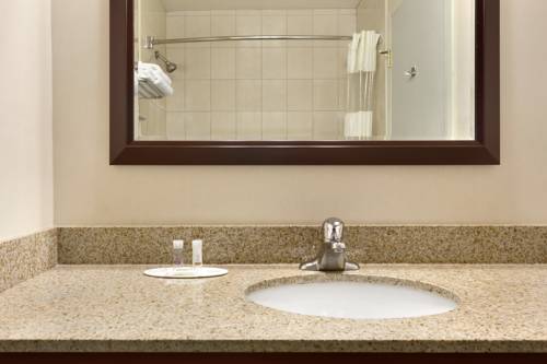 Imagen de la habitación del Hotel Days Inn By Wyndham Hamilton, Hamilton . Foto 3