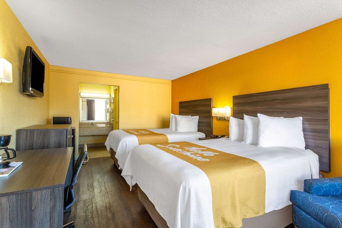 Imagen de la habitación del Hotel Days Inn By Wyndham Hampton Near Coliseum Convention Center. Foto 15