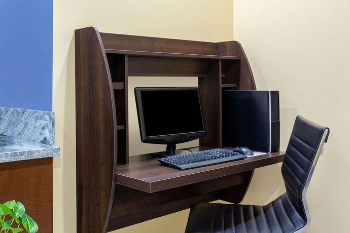 Imagen de los interiores del Hotel Days Inn By Wyndham Hampton Near Coliseum Convention Center. Foto 20