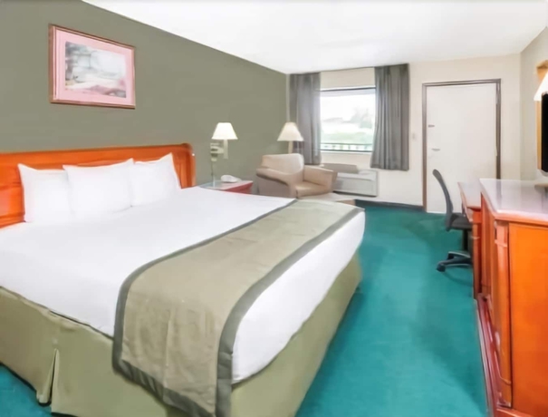 Imagen de la habitación del Hotel Days Inn By Wyndham Hannibal. Foto 7