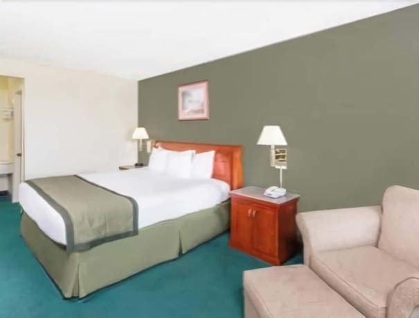 Imagen de la habitación del Hotel Days Inn By Wyndham Hannibal. Foto 8