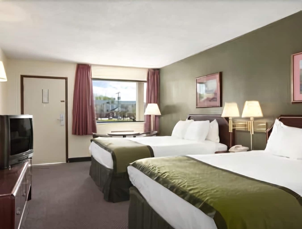 Imagen de la habitación del Hotel Days Inn By Wyndham Hannibal. Foto 11