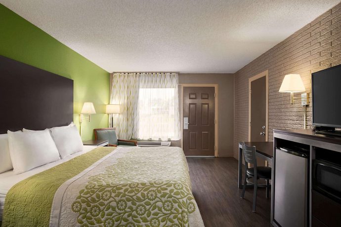 Imagen de la habitación del Hotel Days Inn By Wyndham Hardeeville/ I-95 State Line. Foto 8