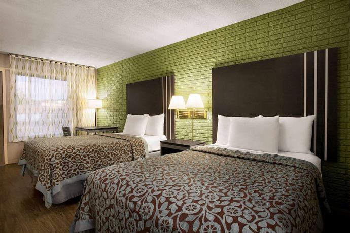 Imagen de la habitación del Hotel Days Inn By Wyndham Hardeeville/ I-95 State Line. Foto 11