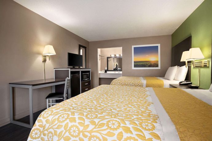 Imagen de la habitación del Hotel Days Inn By Wyndham Hardeeville/ I-95 State Line. Foto 16