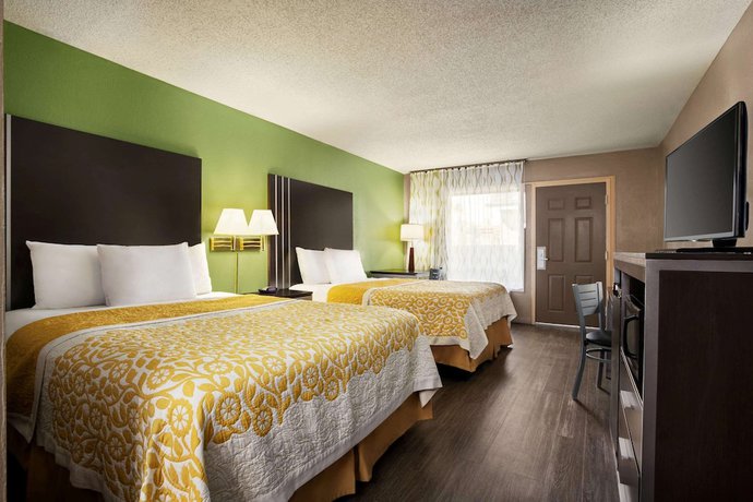 Imagen de la habitación del Hotel Days Inn By Wyndham Hardeeville/ I-95 State Line. Foto 18
