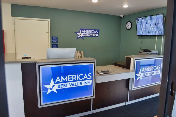 Imagen de los interiores del Hotel Days Inn By Wyndham Hardeeville Near Hilton Head. Foto 16