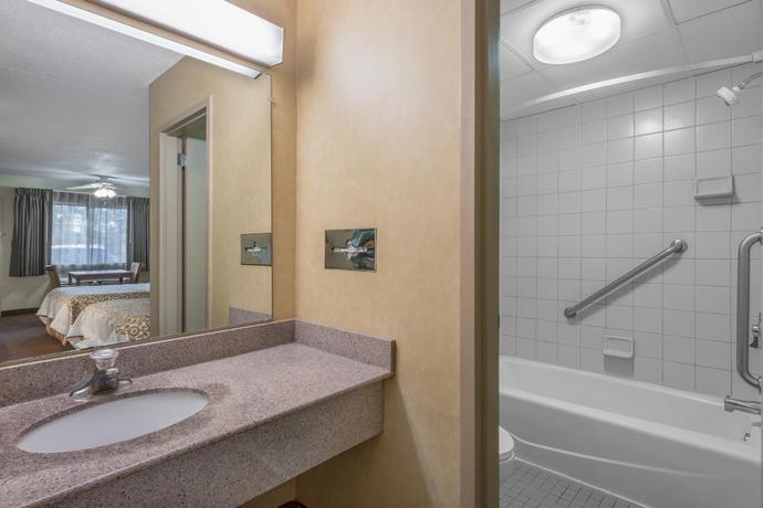 Imagen de la habitación del Hotel Days Inn By Wyndham Harrisburg North. Foto 4