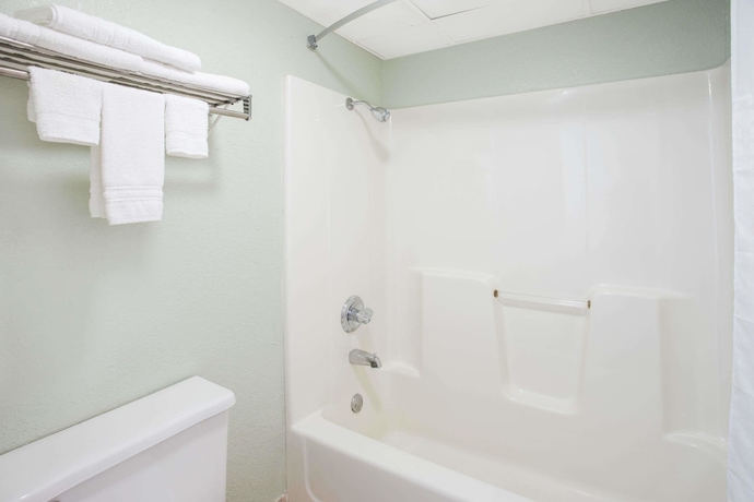 Imagen de la habitación del Hotel Days Inn By Wyndham Harrison. Foto 9