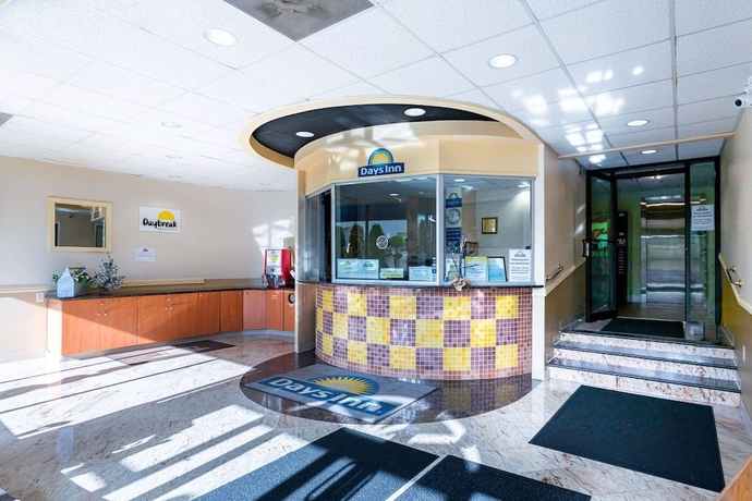Imagen de los interiores del Hotel Days Inn By Wyndham Hartford/closest Downtown. Foto 12