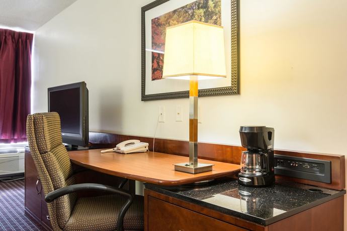 Imagen de la habitación del Hotel Days Inn By Wyndham Hartsfield Jackson Atlanta Airport West. Foto 13