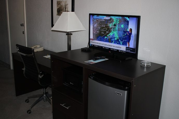 Imagen de la habitación del Hotel Days Inn By Wyndham Hays. Foto 6