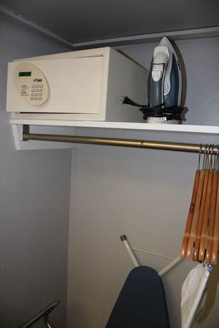 Imagen de la habitación del Hotel Days Inn By Wyndham Hays. Foto 11