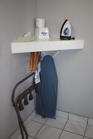 Imagen de la habitación del Hotel Days Inn By Wyndham Hays. Foto 15