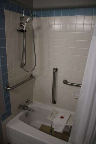 Imagen de la habitación del Hotel Days Inn By Wyndham Hays. Foto 16