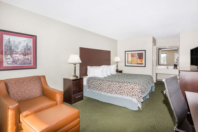 Imagen de la habitación del Hotel Days Inn By Wyndham Hendersonville. Foto 9