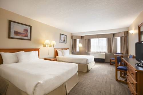 Imagen de la habitación del Hotel Days Inn By Wyndham Hinton. Foto 9
