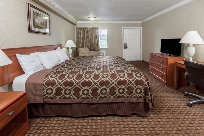 Imagen de la habitación del Hotel Days Inn By Wyndham Houston East. Foto 6