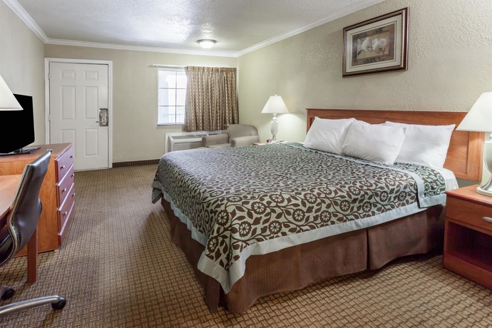 Imagen de la habitación del Hotel Days Inn By Wyndham Houston East. Foto 9